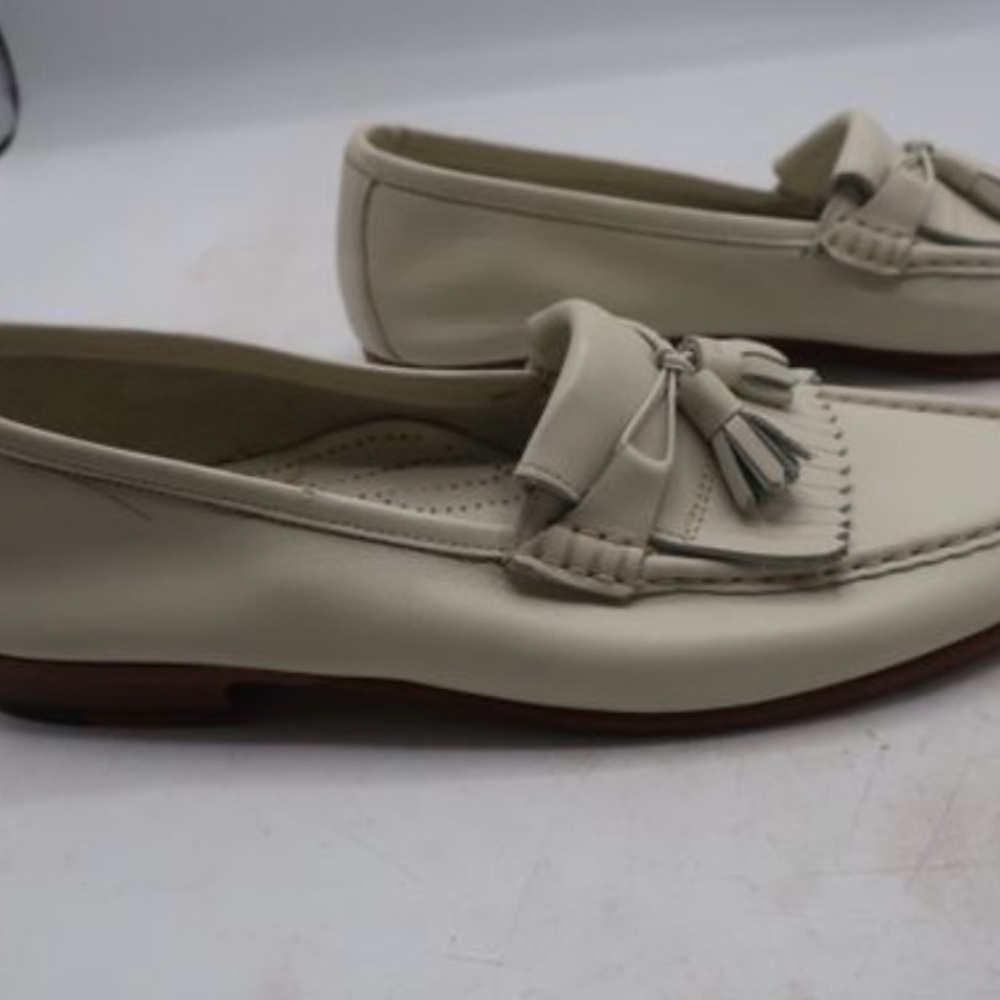 SALVATOR FERRAGAMO Kiltie Tassel Loafer 9.5D 10 11
